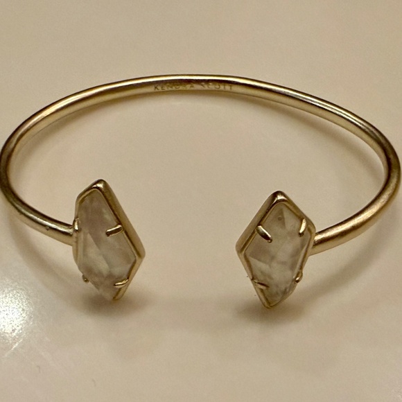 EUC Kendra Scott Lilith Cuff Bracelet, Light Gold tone, Ivory MOP - Picture 1 of 6